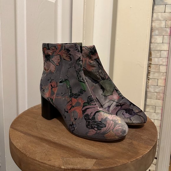 Rag & Bone Grey Floral Print Velvet Ankle Boot - Picture 1 of 4
